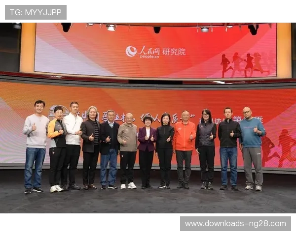 高中生陈晨曦越级挑战成人组夺银，腰旗橄榄球成学子成长课堂